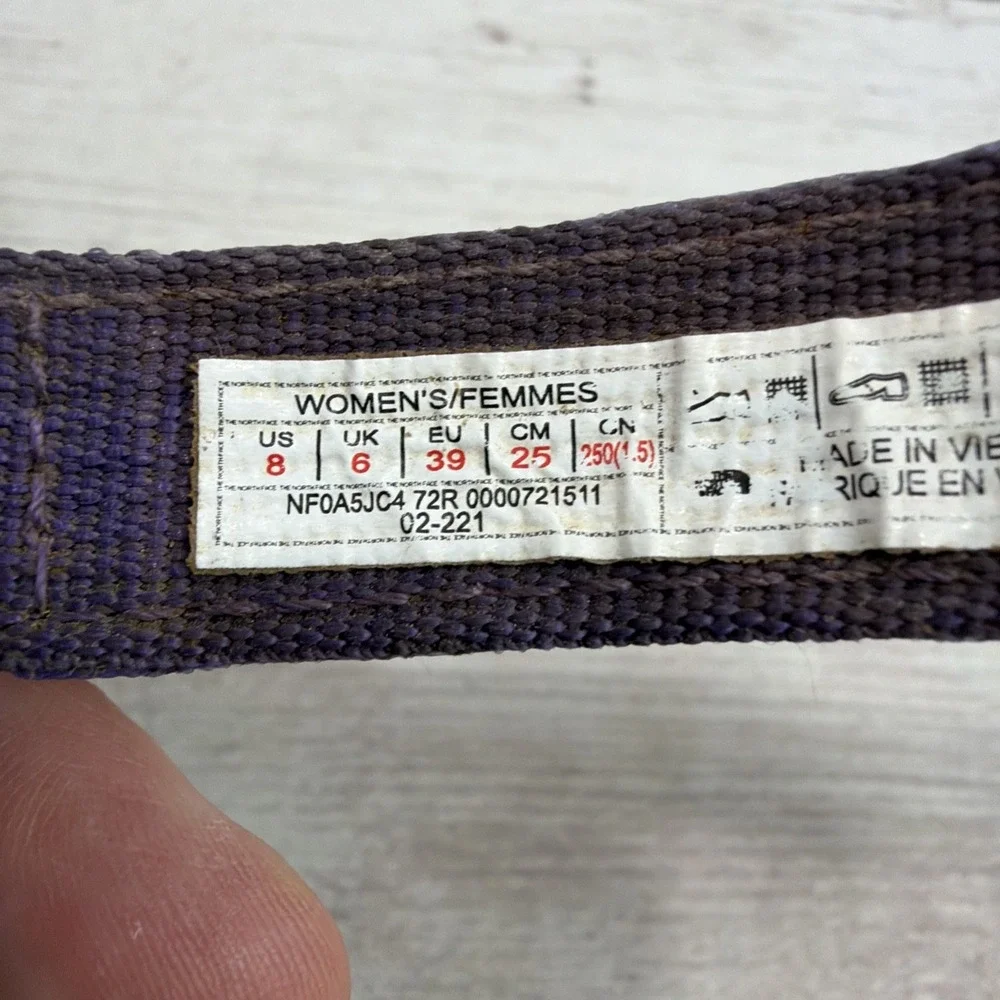 The North Face Women's 8 Skeena Outdoor Rope Sandals Gray Teal Purple Yellow